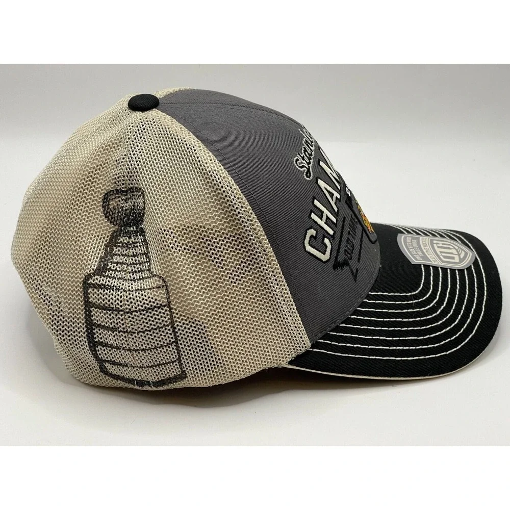 NWOT Chicago Blackhawks Old Time Hockey 2015 Stanley Cup Champs Hat Cap SnapBack